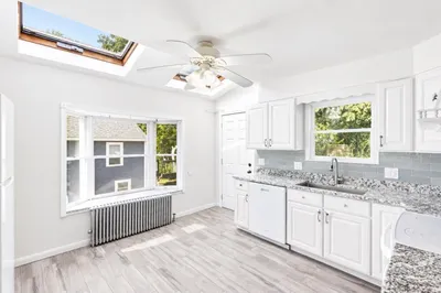 29 Woodlawn St 1