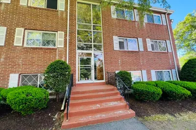 30 Fernview Ave #4 1