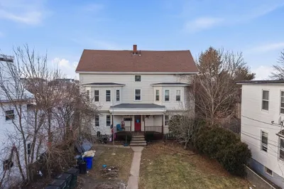 2229 S Main St 1