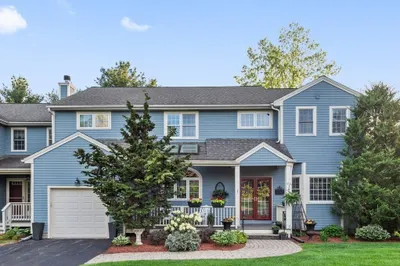101 Colonial Dr #101