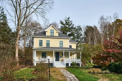 16 S Sunset Ave 1