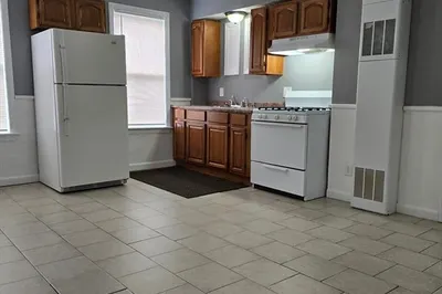 40 Aetna St #3 1
