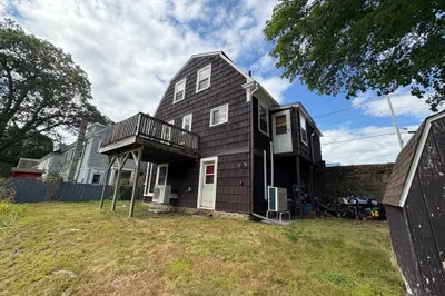 213 Woodland Ave 1