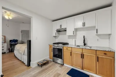 12 Gould St #4 1