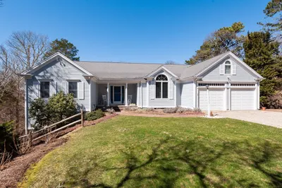 232 Griffiths Pond Rd 1