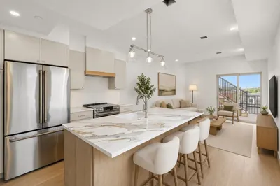 17 Princeton St #3 1