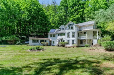 1 Chestnut Plain Rd 1