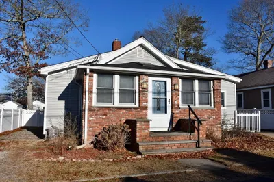7 Galavotti Ave 1