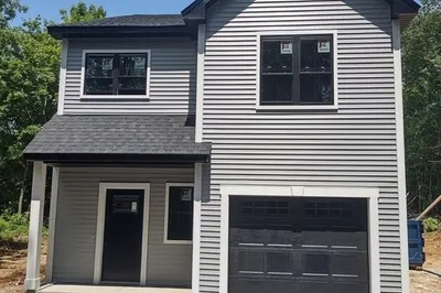 83 Randall St