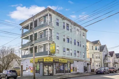 190 Weld St