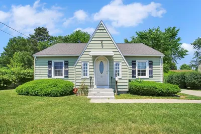 1112 Boston Rd 1