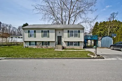 21 Bangor St