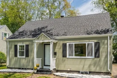 76 Wolcott Ave