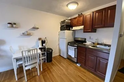 1027 Commonwealth Ave #34