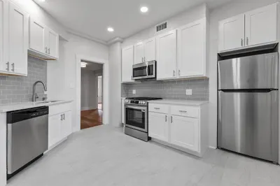 16 Clarkwood St #1