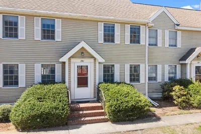 281 Central Street #281