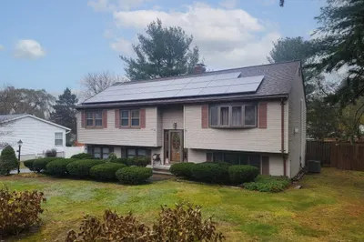 14 Coachman Ln 1