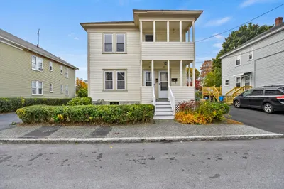 18-20 Winthrop Avenue
