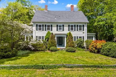 17 Highland St 1