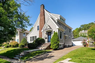 125 Claflin St