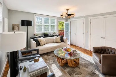 72 Bakersfield St #1 1
