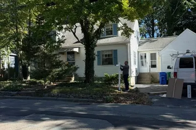 92 Sheridan St 1
