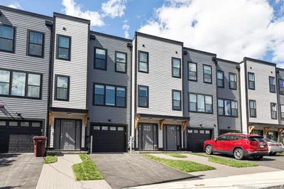 27 Carter St #2