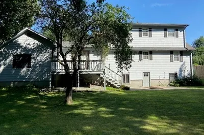 180 Roy Street 1