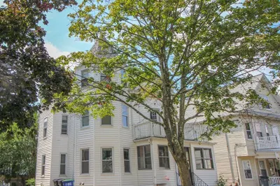 78 Raymond Ave #3