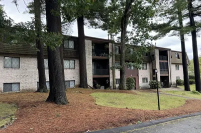4 Greenbriar Drive #102 1