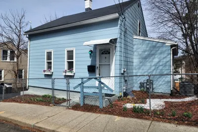 34 Spring St 1