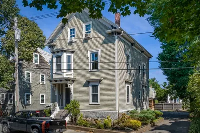 23 Arbella St 1