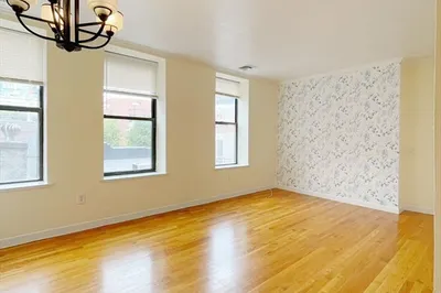 5 Grove Str #6