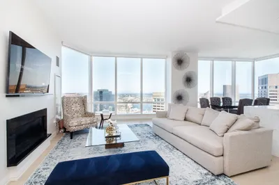 1 Franklin St #5205