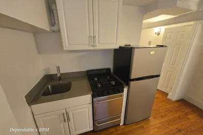 86 Charles St #2 1
