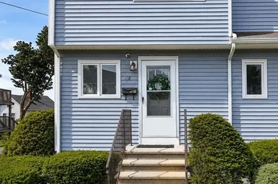 118 Portland St #1 1