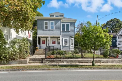 415-417 Washington Street 1