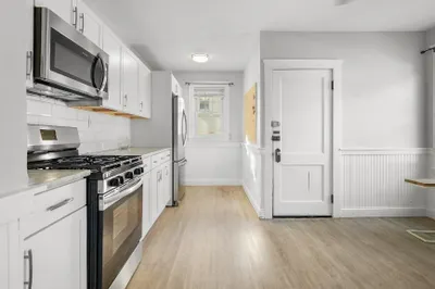 137 Milton St #1 1