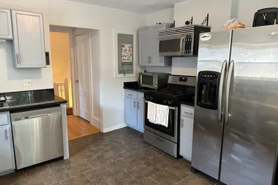 79 Franklin St #2 1