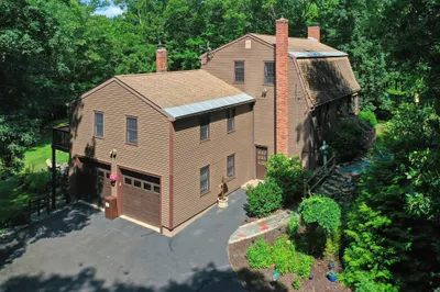 245 Albee Road 1