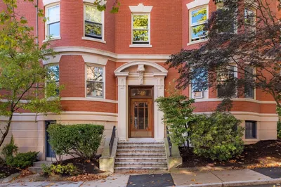 239 Rawson Rd #2