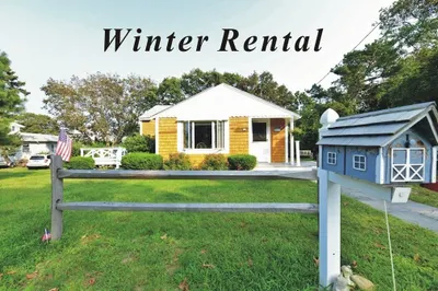 208 Standish Rd #WINTER 1
