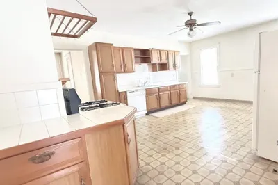 33 Cook St #2
