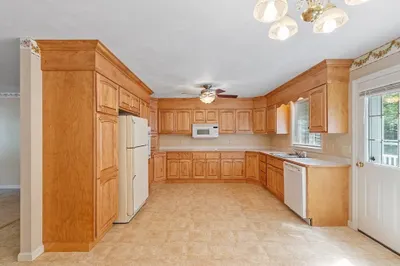 43 Warwick Rd