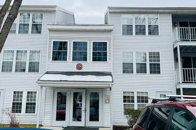 18 Walden Drive #4