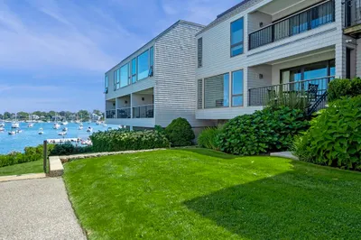 35 Wharf Path #B 1