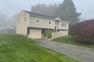 6 Pheasant Run Cir