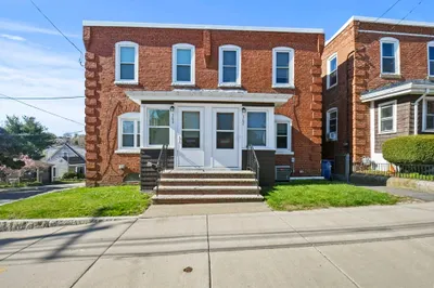 360-362 Mountain Ave