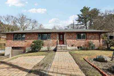 108 Park St 1