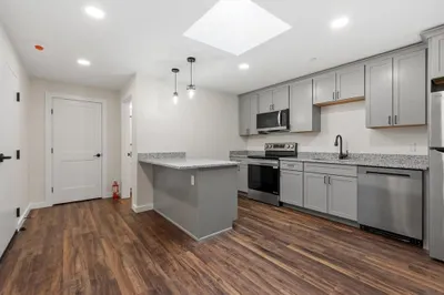 329 Main St #3